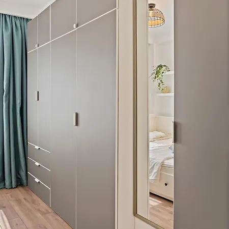 Parliament Retreat - Urban Hideaway