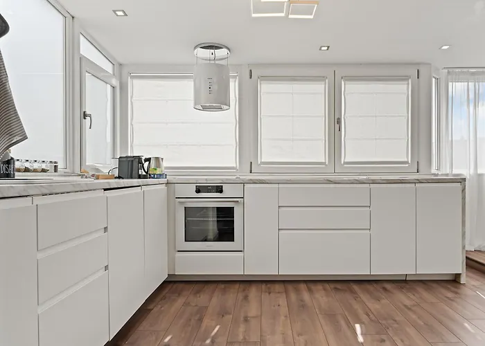 Parliament Retreat - Urban Hideaway Бухарест