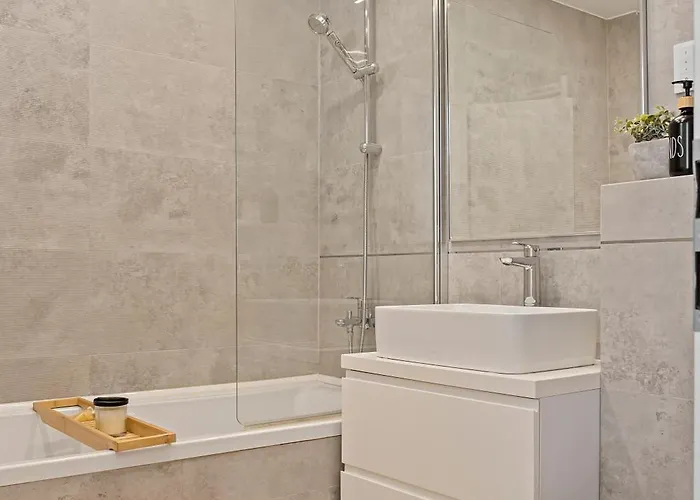 Parliament Retreat - Urban Hideaway Апартаменти