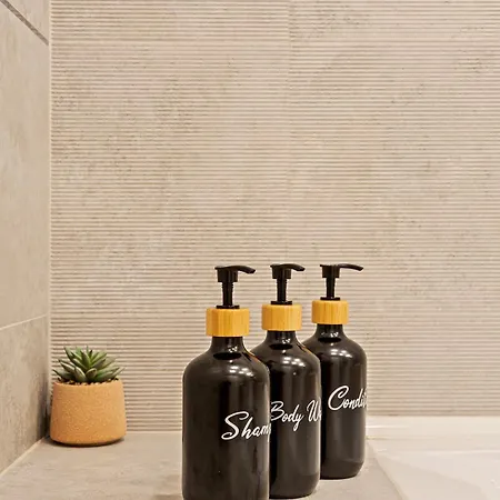 Parliament Retreat - Urban Hideaway Appartement Boekarest